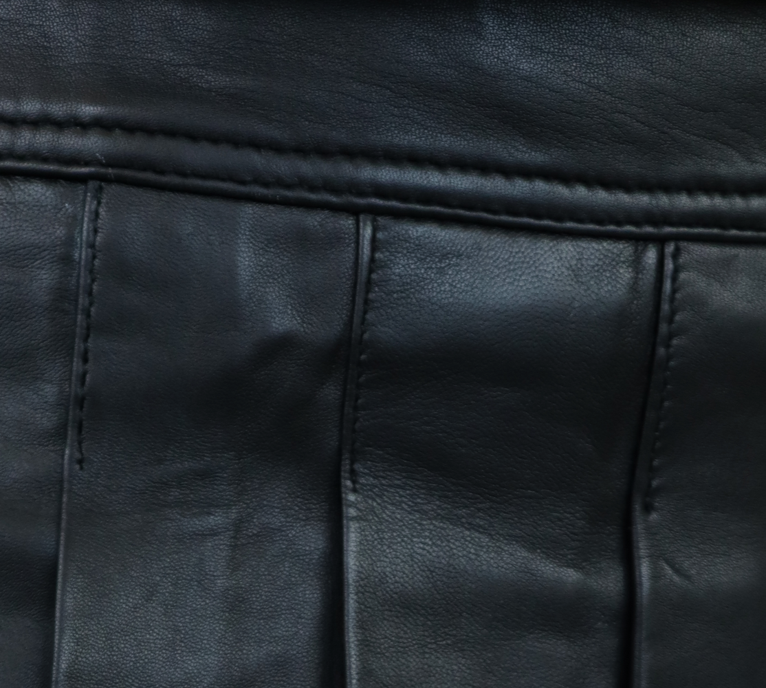 Ladies Leather Skirt Pleated Skirt, Black in 1 colors, Bild 3
